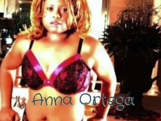 Anna_Ortega