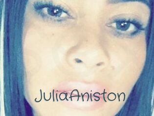 Julia_Aniston