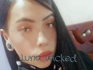 Luna_wicked