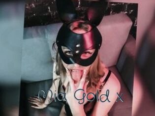 Mia_Gold_x