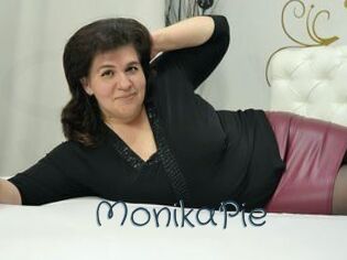 MonikaPie