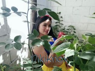 NikiKnox