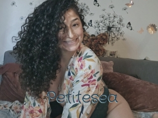 Petitesea
