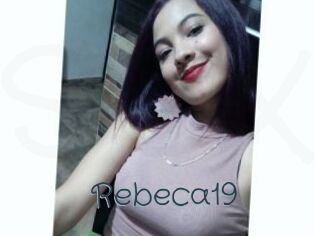 Rebeca19