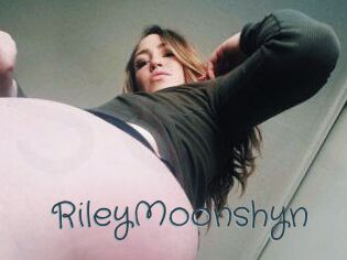 RileyMoonshyn