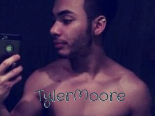 Tyler_Moore